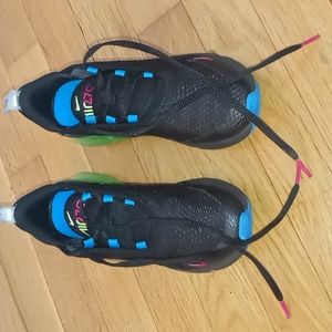 Nike Air Max 270 - Basketball Shoes Black/Green/Blue Size 1.5 youth